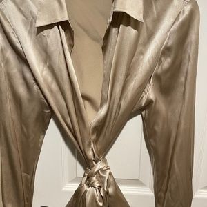 Gorgeous silky Ann Taylor wrap blouse
